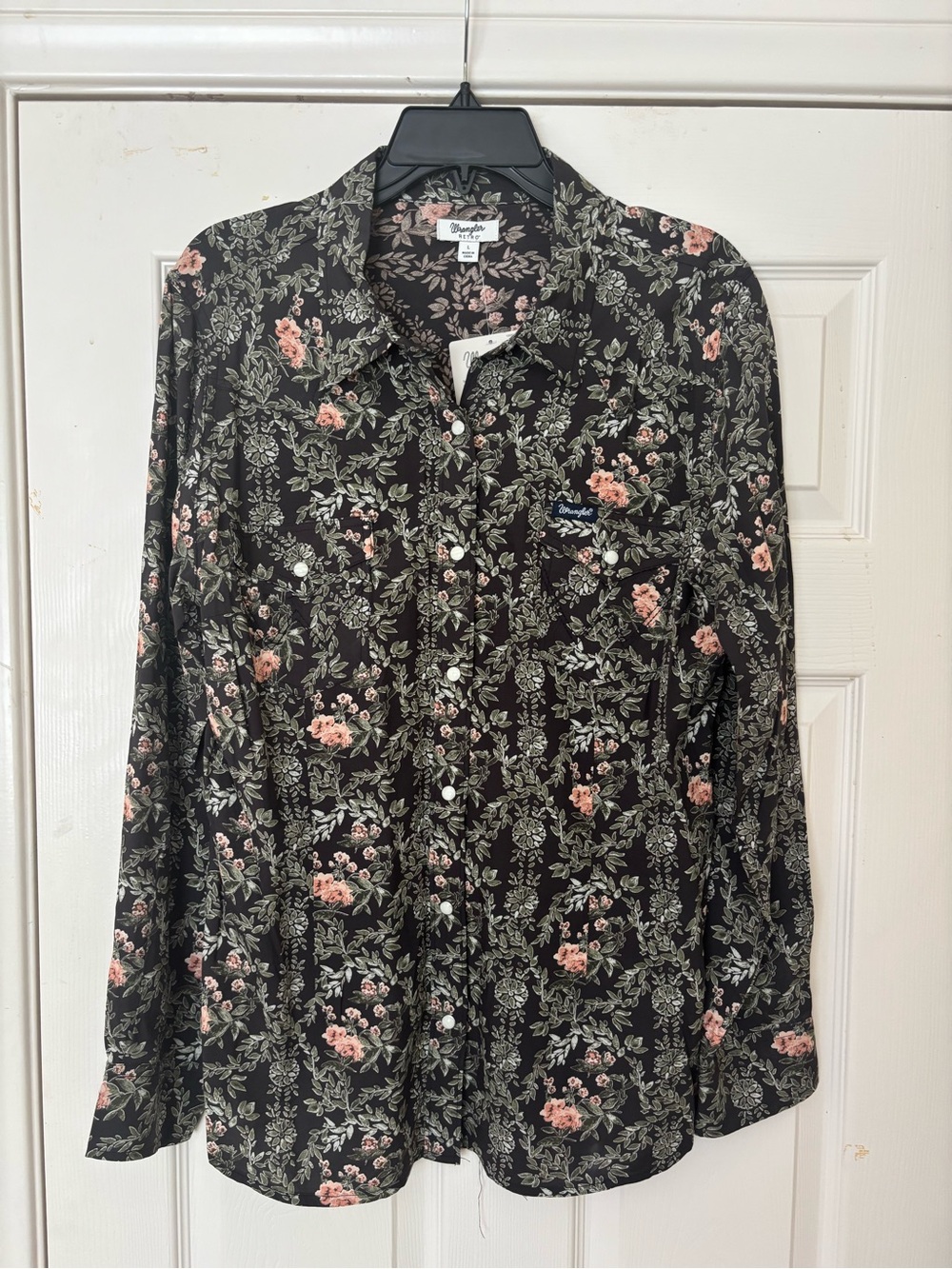 Wrangler Retro Floral Black Snap Up Shirt